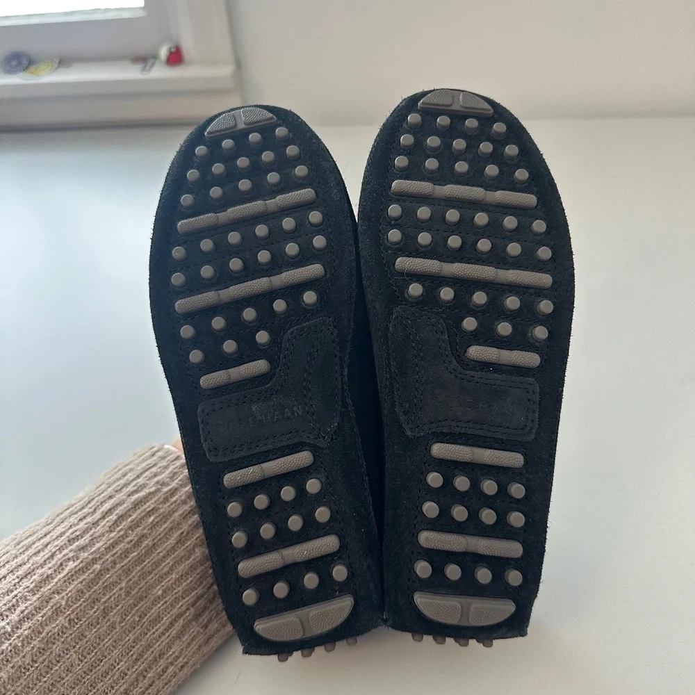 Cole Haan Black Suede Driving Loafers | Size 6